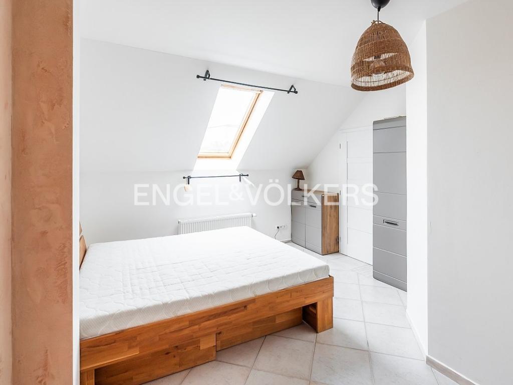Pronájem bytu 3+kk 90 m2