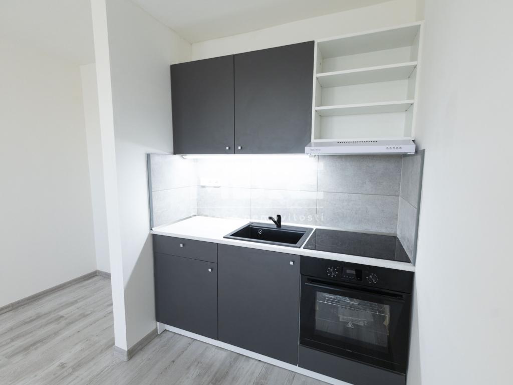 Pronájem bytu 1+kk 31 m2