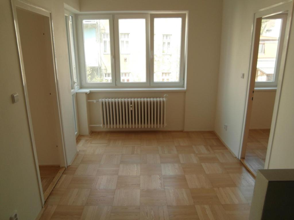 Listing 3