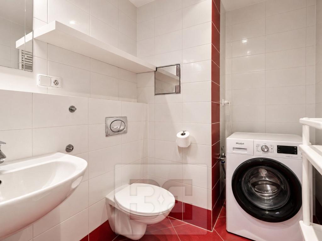 Prodej bytu 1+kk 31 m2, Praha – náhled fotky 3