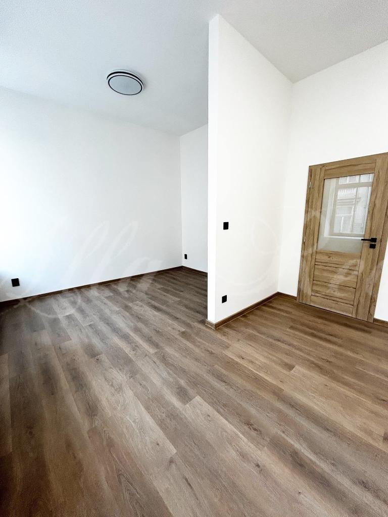 Listing 2
