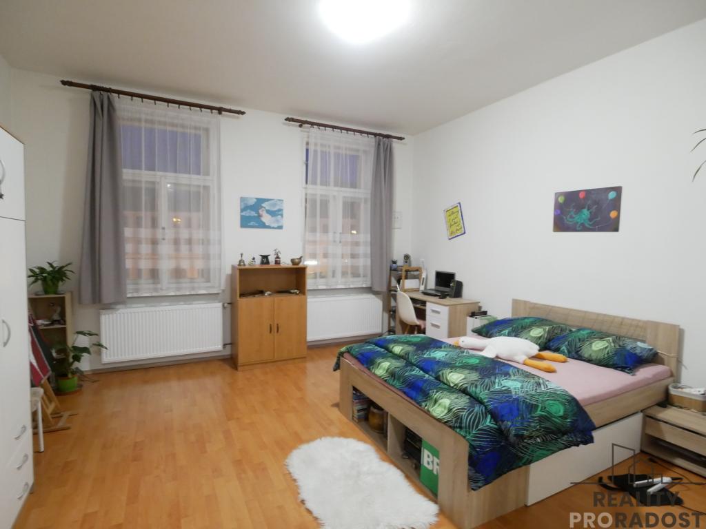 Pronájem bytu 1+kk 42 m2