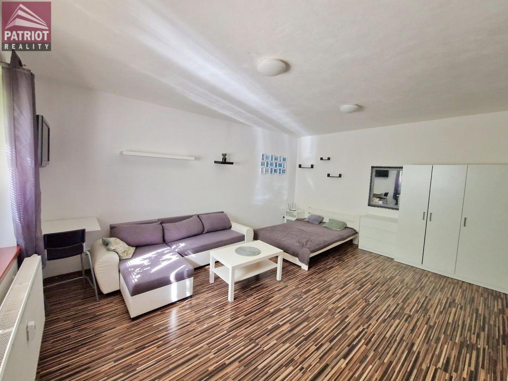 Pronájem bytu 1+kk 35 m2