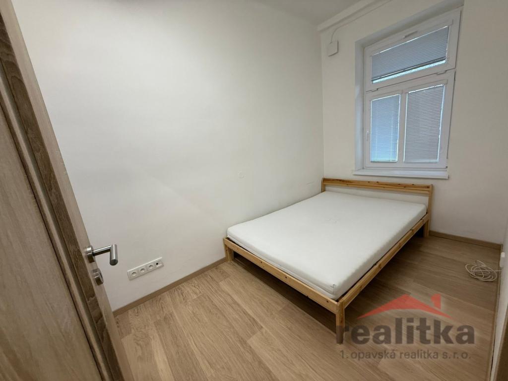 Pronájem bytu 2+kk 32 m2