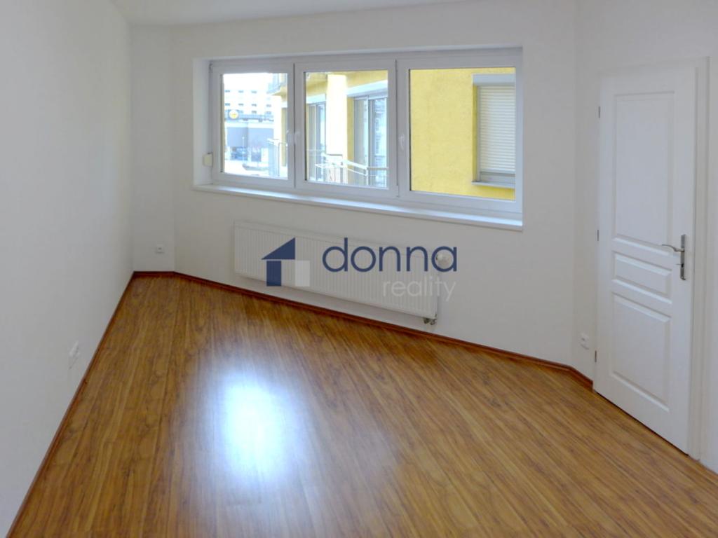 Pronájem bytu 2+kk 82 m2