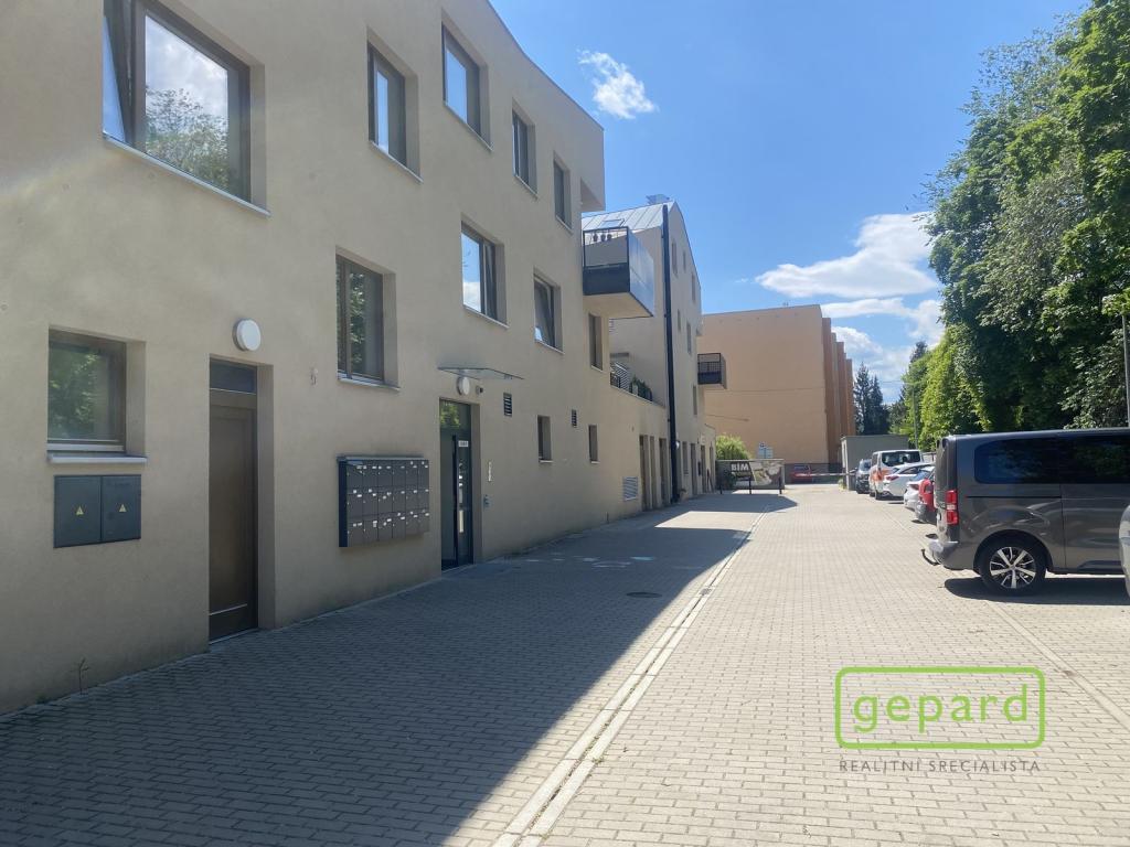 Pronájem bytu 4+kk 100 m2