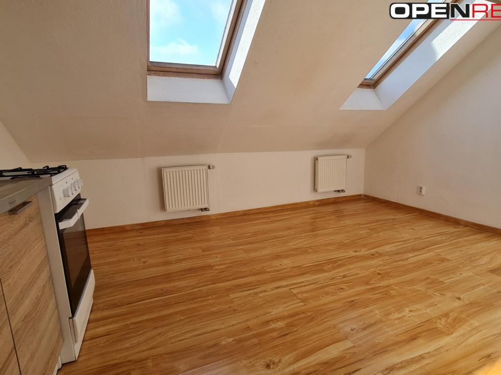 Pronájem bytu 4+1 90 m2