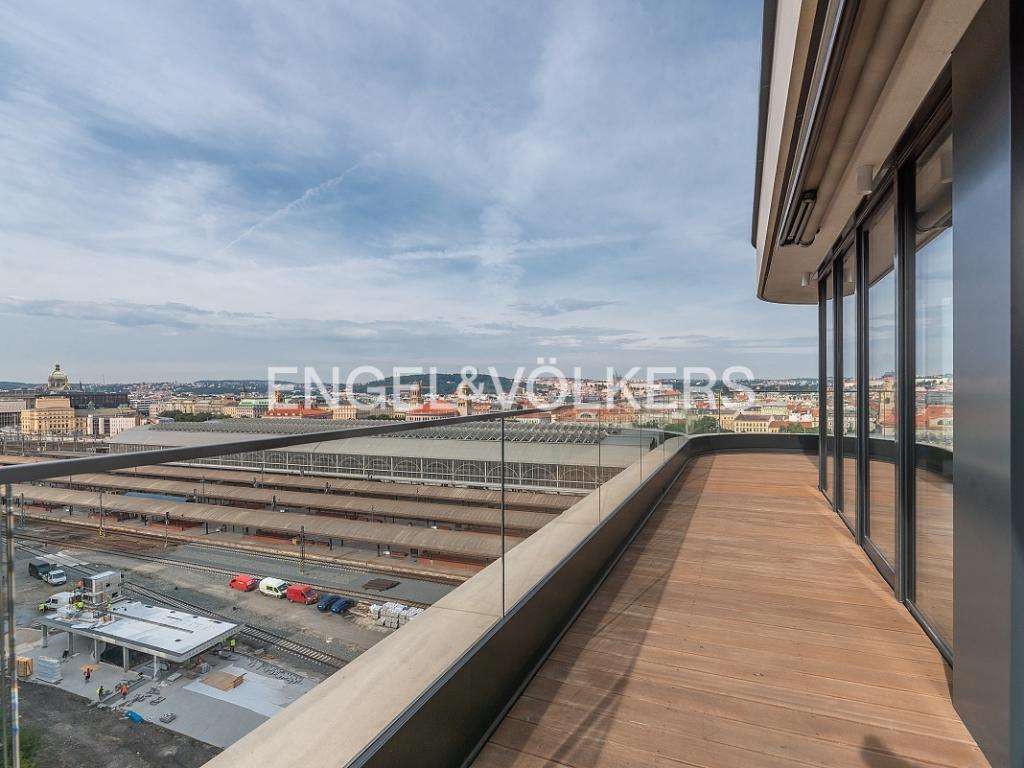 Pronájem bytu 5+kk 230 m2