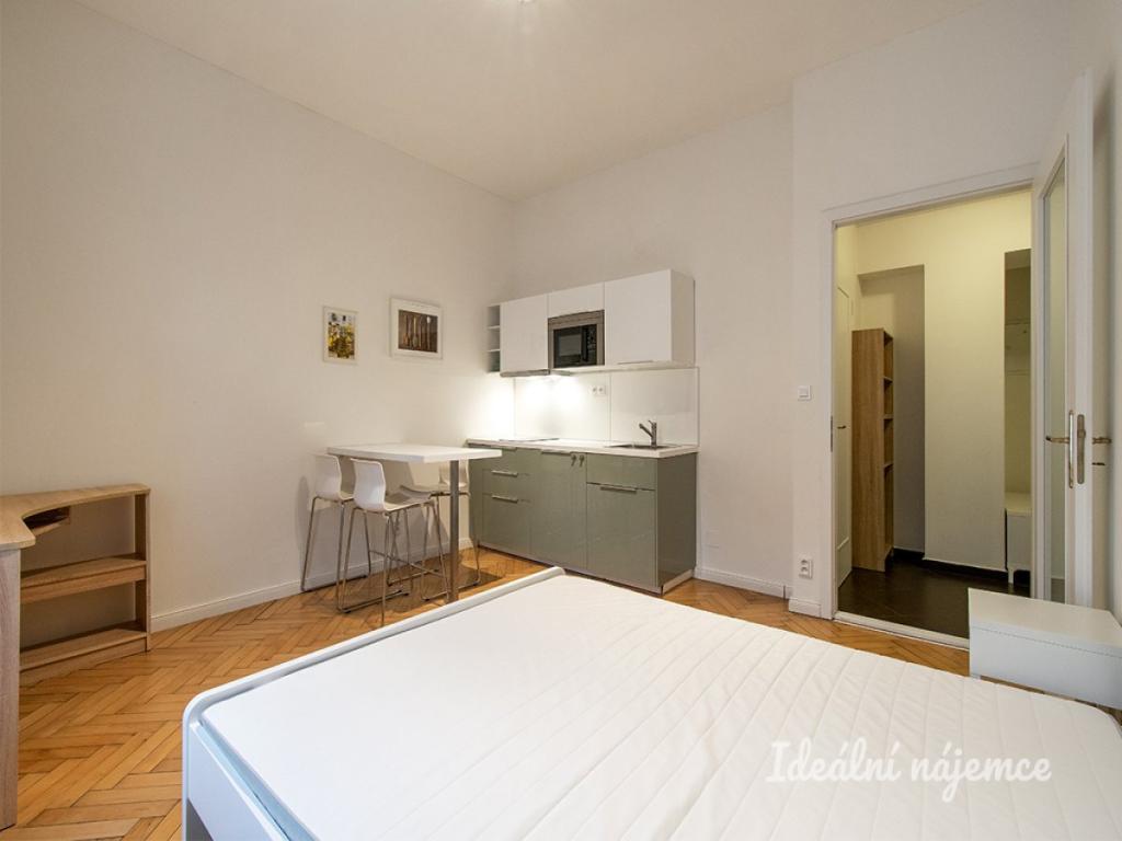 Pronájem bytu 1+kk 27 m2