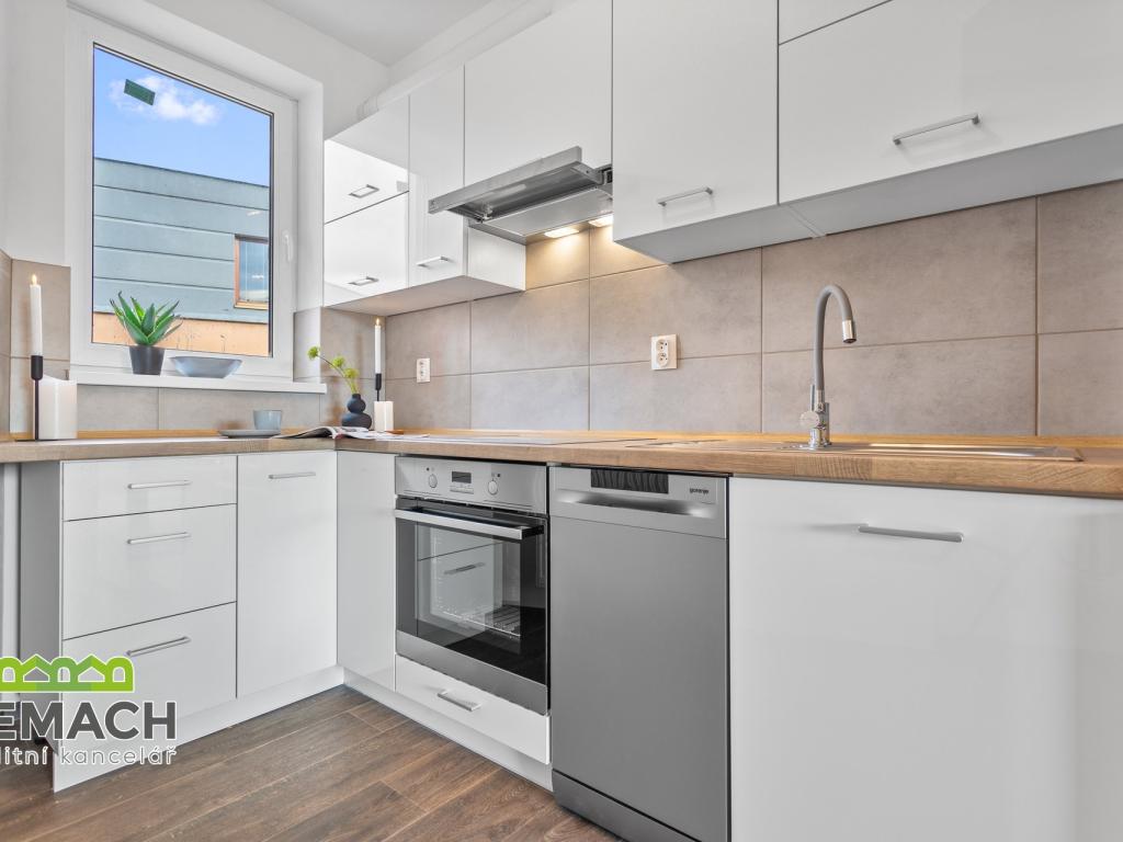 Pronájem bytu 2+kk 52 m2