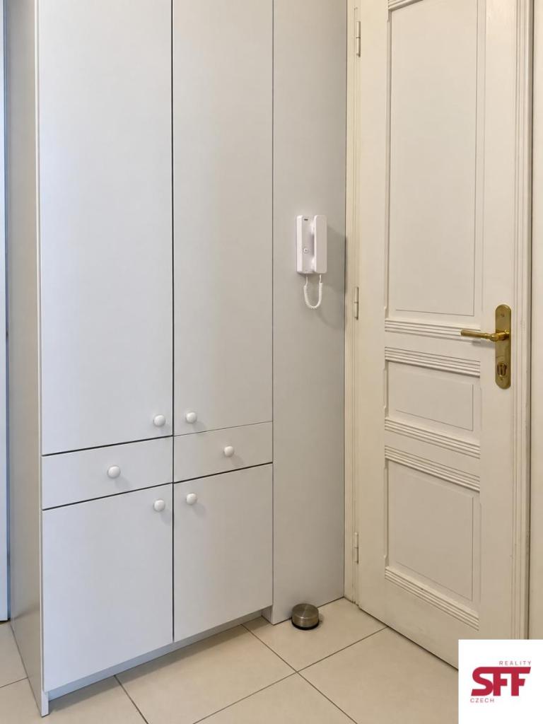 Pronájem bytu 2+kk 55 m2, Praha – náhled fotky 14