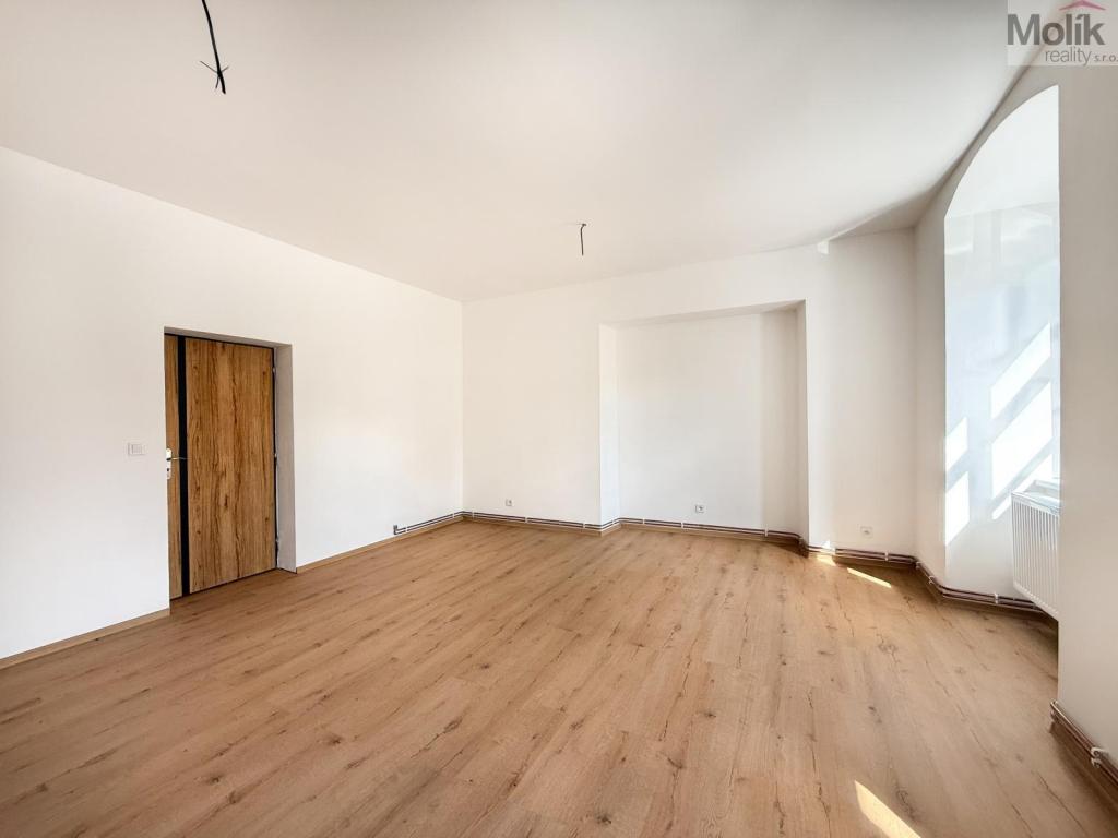 Pronájem bytu 2+kk 52 m2