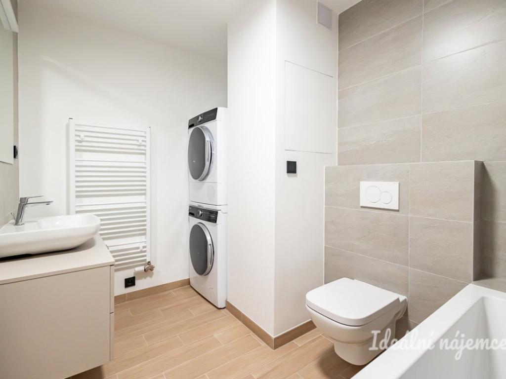 Pronájem bytu 2+kk 56 m2, Praha – náhled fotky 8