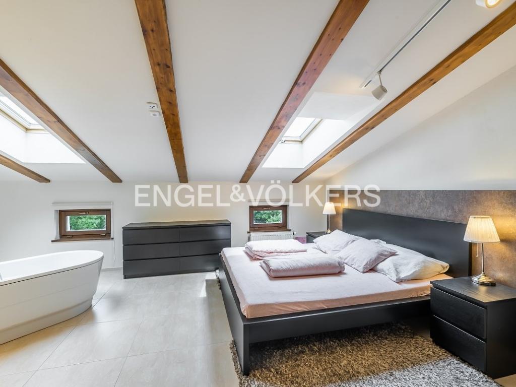 Pronájem bytu 2+kk 87 m2, Praha – náhled fotky 6