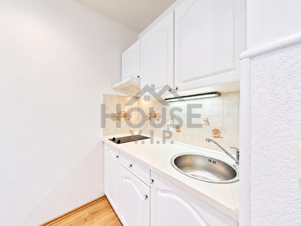 Prodej bytu 1+kk 29 m2, Praha – náhled fotky 7