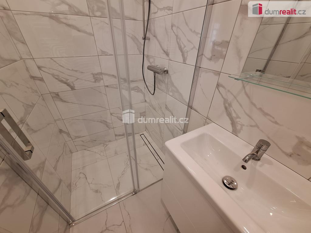 Pronájem bytu 3+kk 82 m2