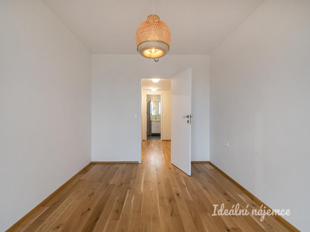 Pronájem bytu 2+kk 60 m2