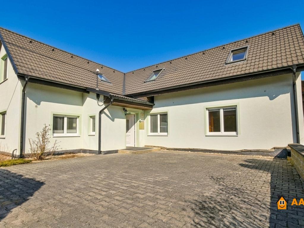 Listing 1