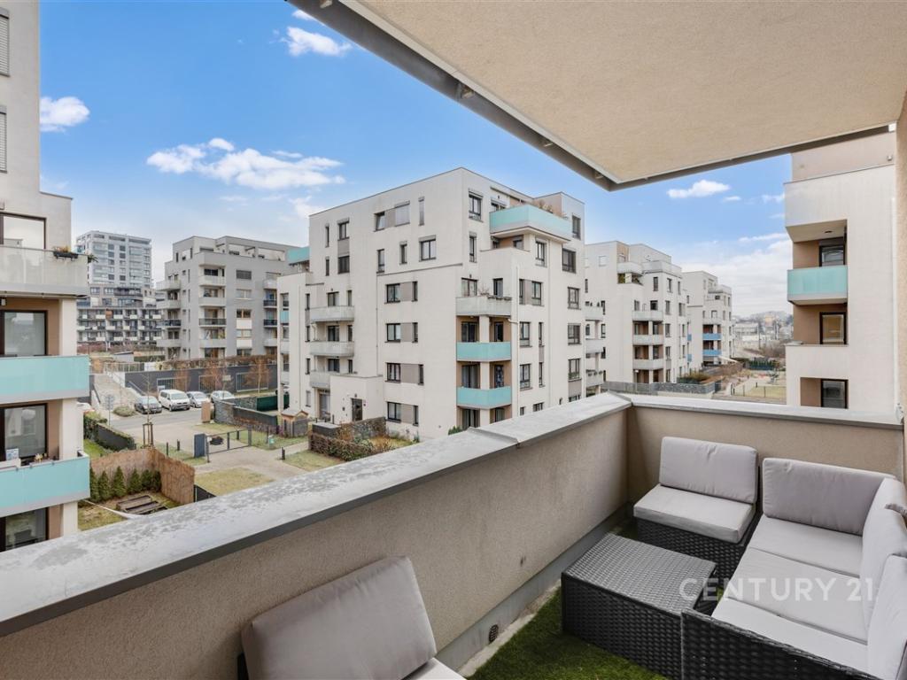 Pronájem bytu 2+kk 54 m2