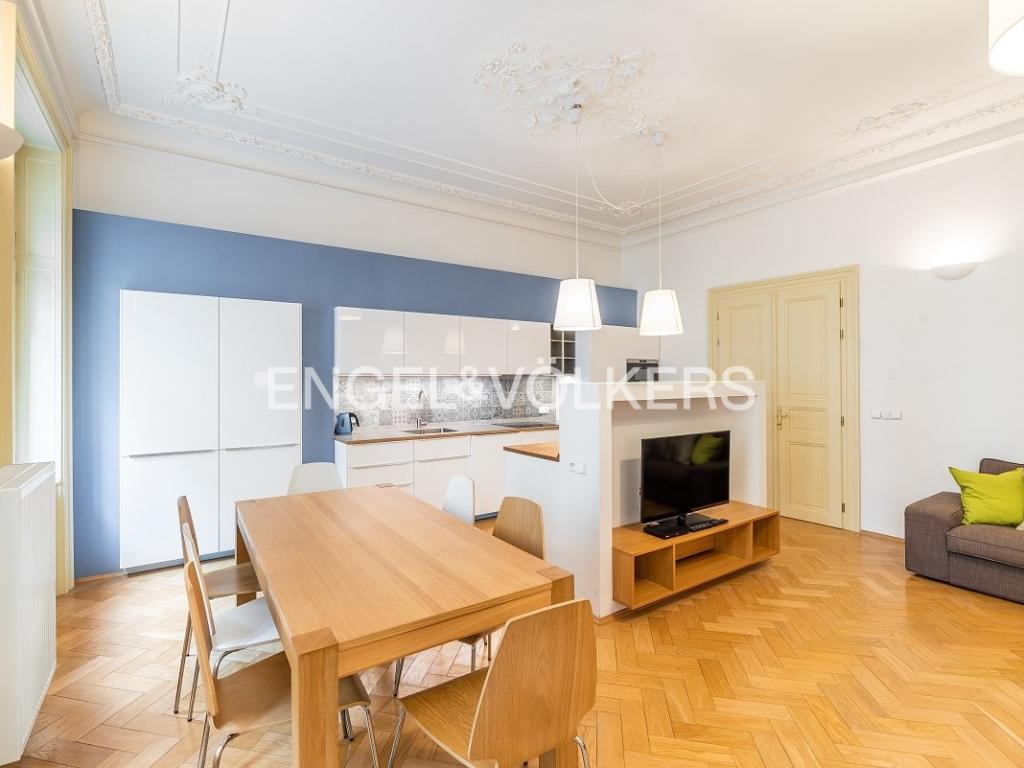 Pronájem bytu 3+kk 104 m2