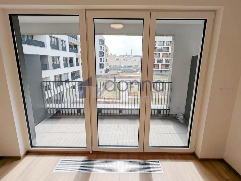 Pronájem bytu 1+kk 35 m2