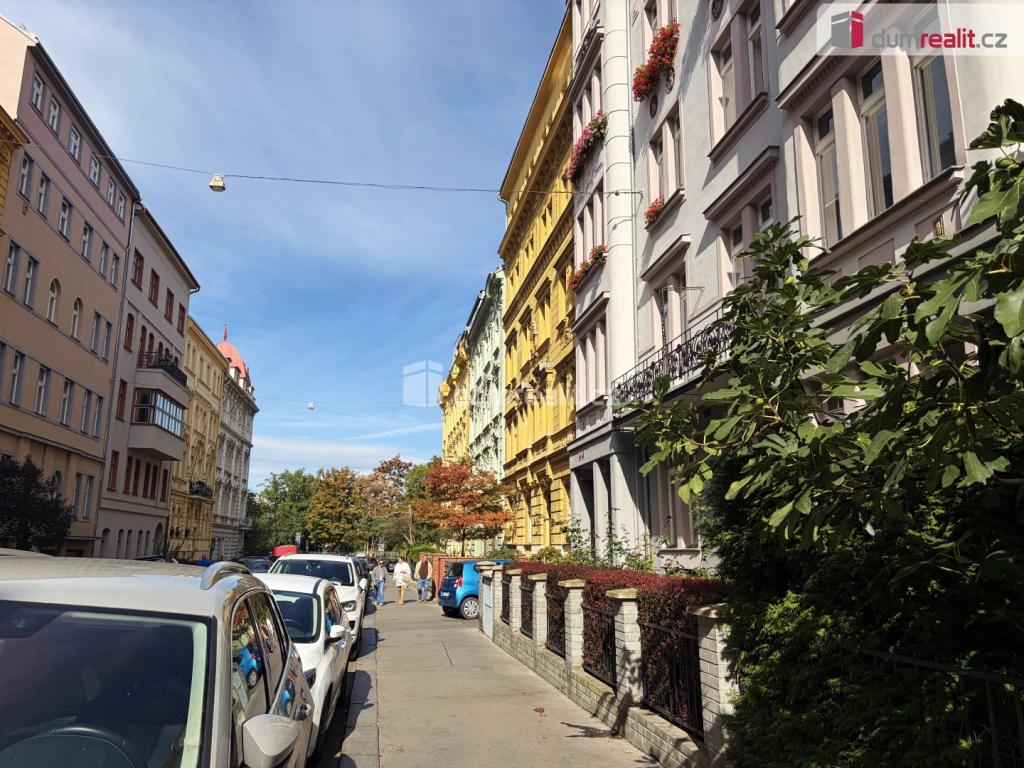 Pronájem bytu 2+kk 84 m2, Praha – náhled fotky 17