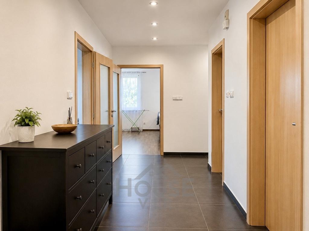 Prodej domu 182 m2, Zdiby – náhled fotky 13