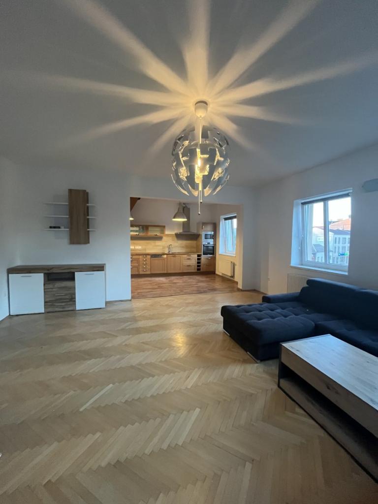 Pronájem bytu 3+kk 89 m2