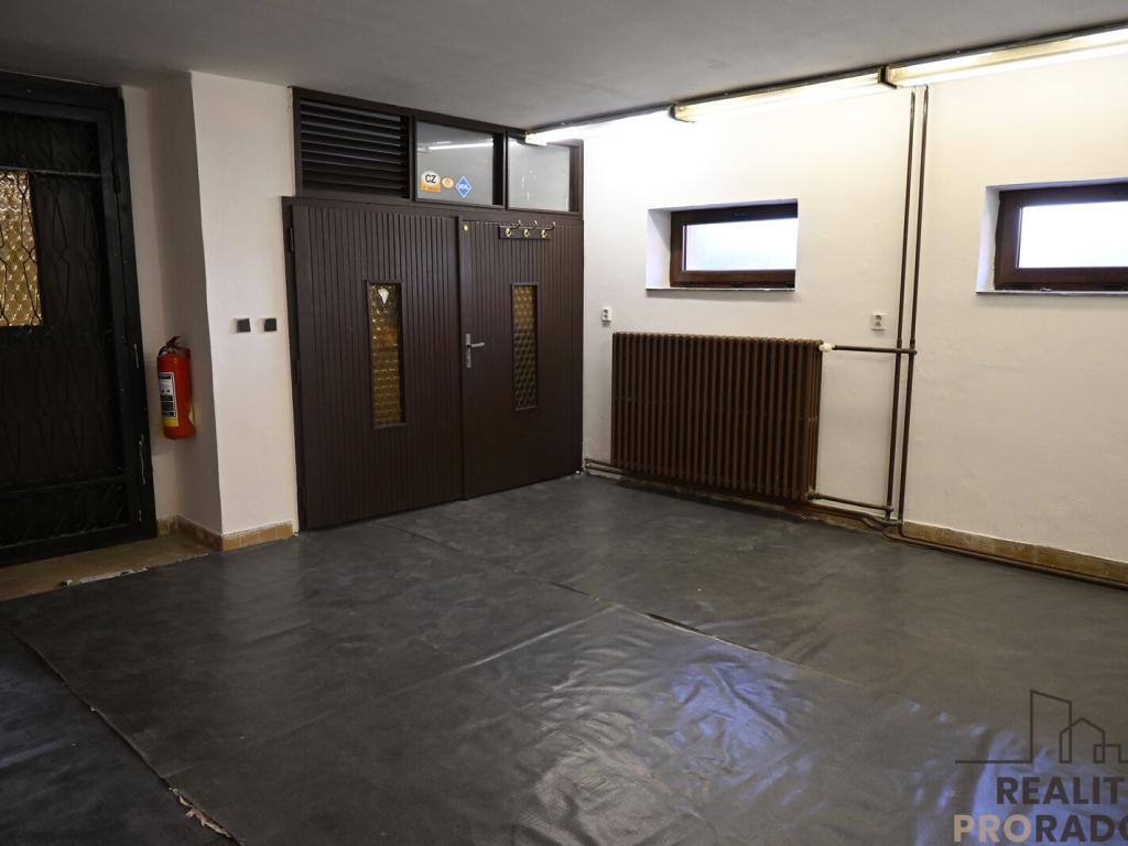 Prodej domu 250 m2, Pardubice – náhled fotky 23