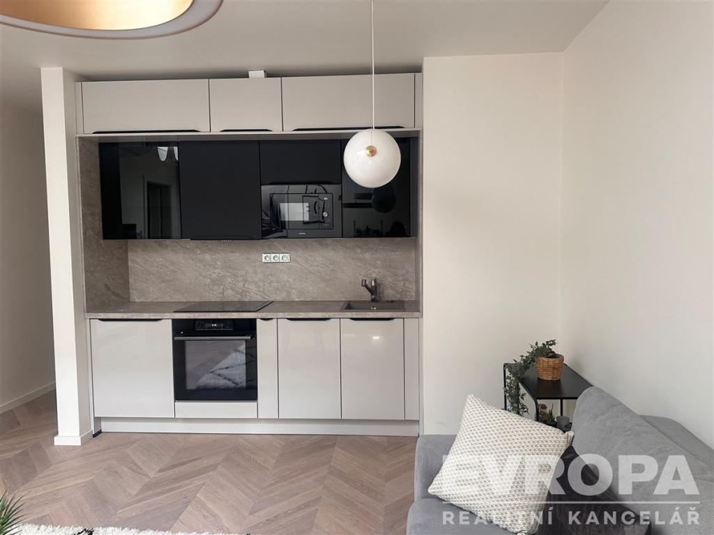 Pronájem bytu 2+kk 44 m2