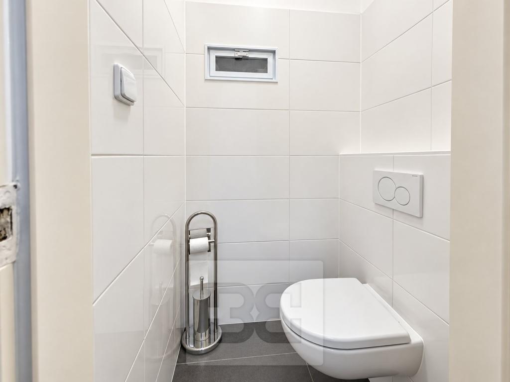 Pronájem bytu 1+kk 27 m2, Praha – náhled fotky 11