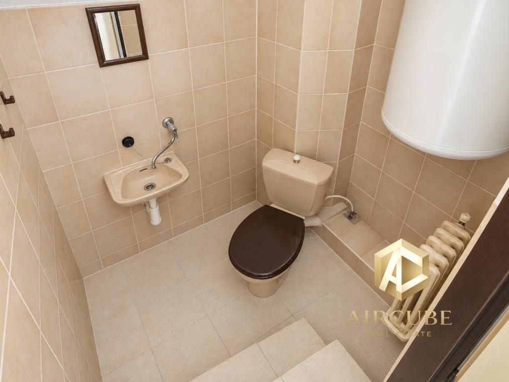 Pronájem domu 204 m2, Dolní Břežany – náhled fotky 23
