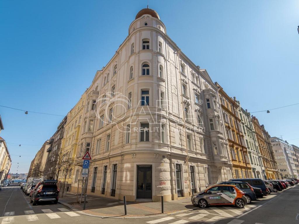 Pronájem bytu 1+kk 33 m2