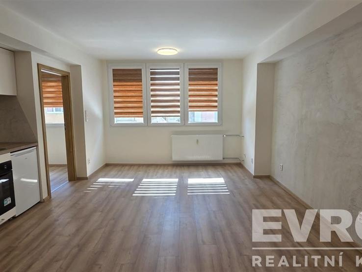 Pronájem bytu 2+kk 42 m2
