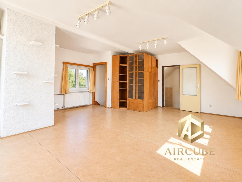 Pronájem domu 204 m2, Dolní Břežany – náhled fotky 19