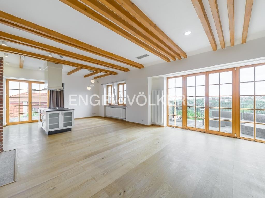 Pronájem bytu 4+kk 202 m2