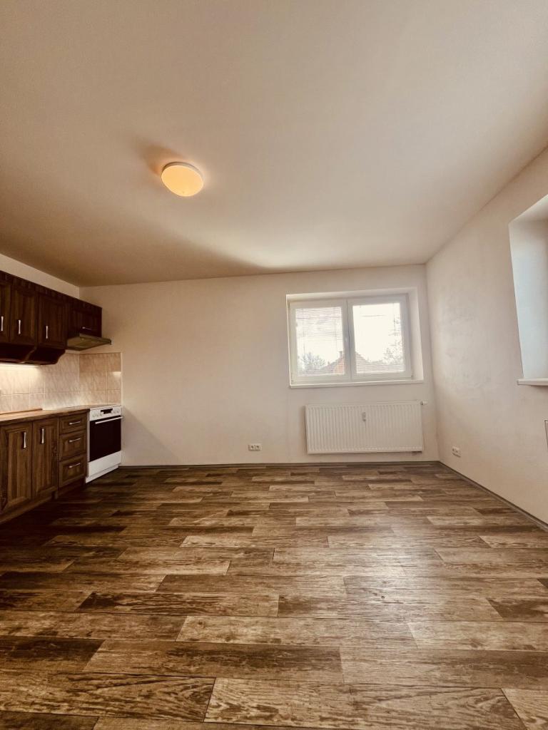 Pronájem bytu 1+kk 27 m2