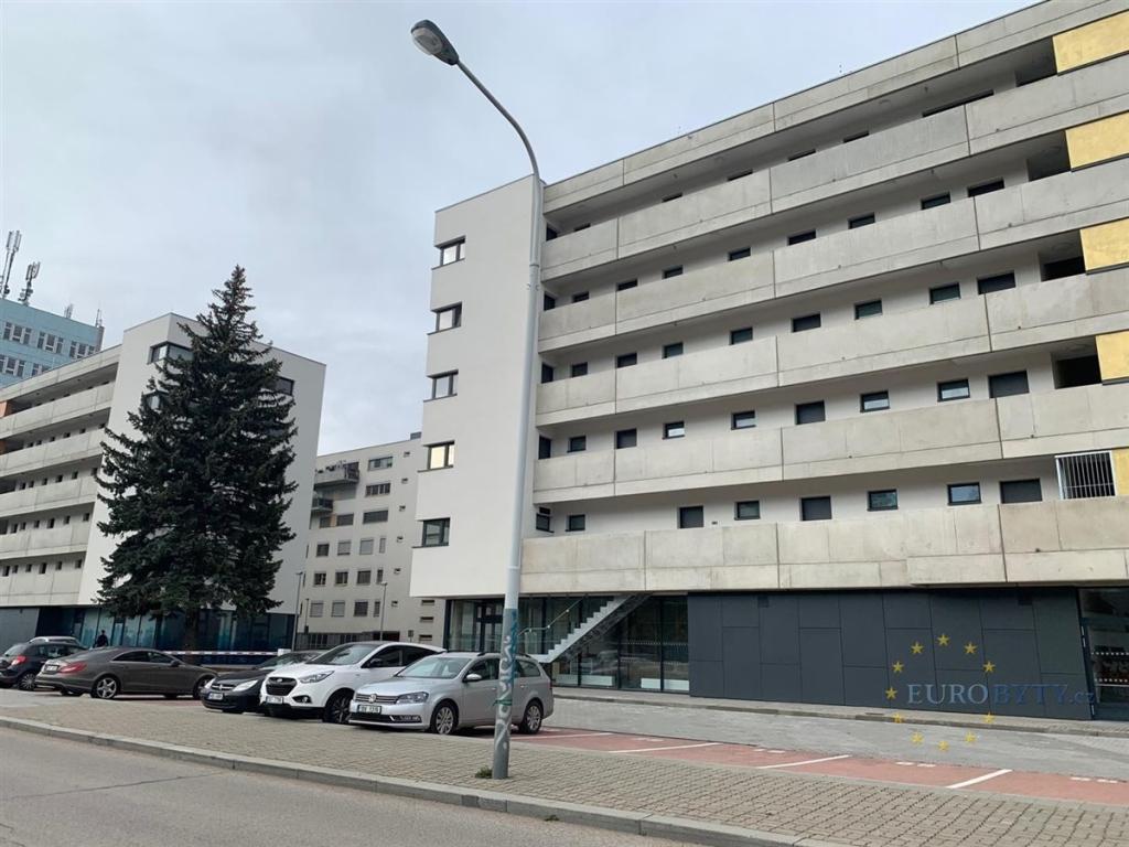 Pronájem bytu 1+kk 37 m2