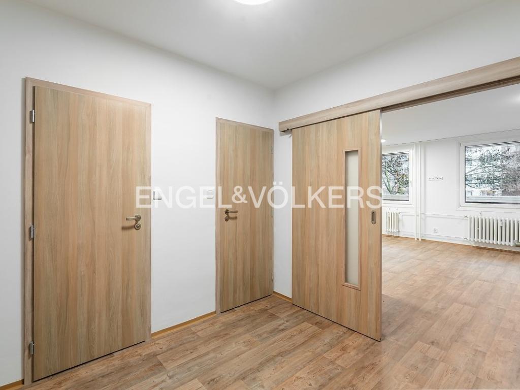 Pronájem bytu 3+kk 88 m2, Praha – náhled fotky 8