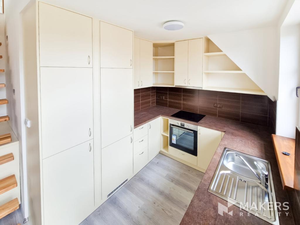 Pronájem bytu 2+kk 54 m2