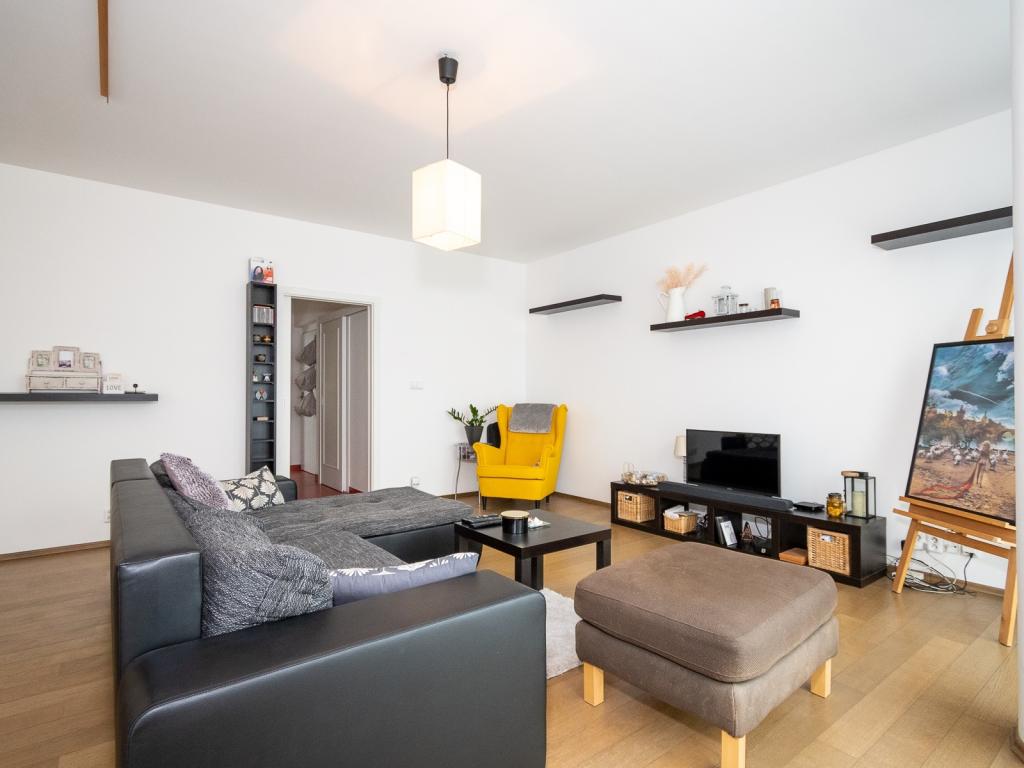 Pronájem bytu 2+kk 60 m2