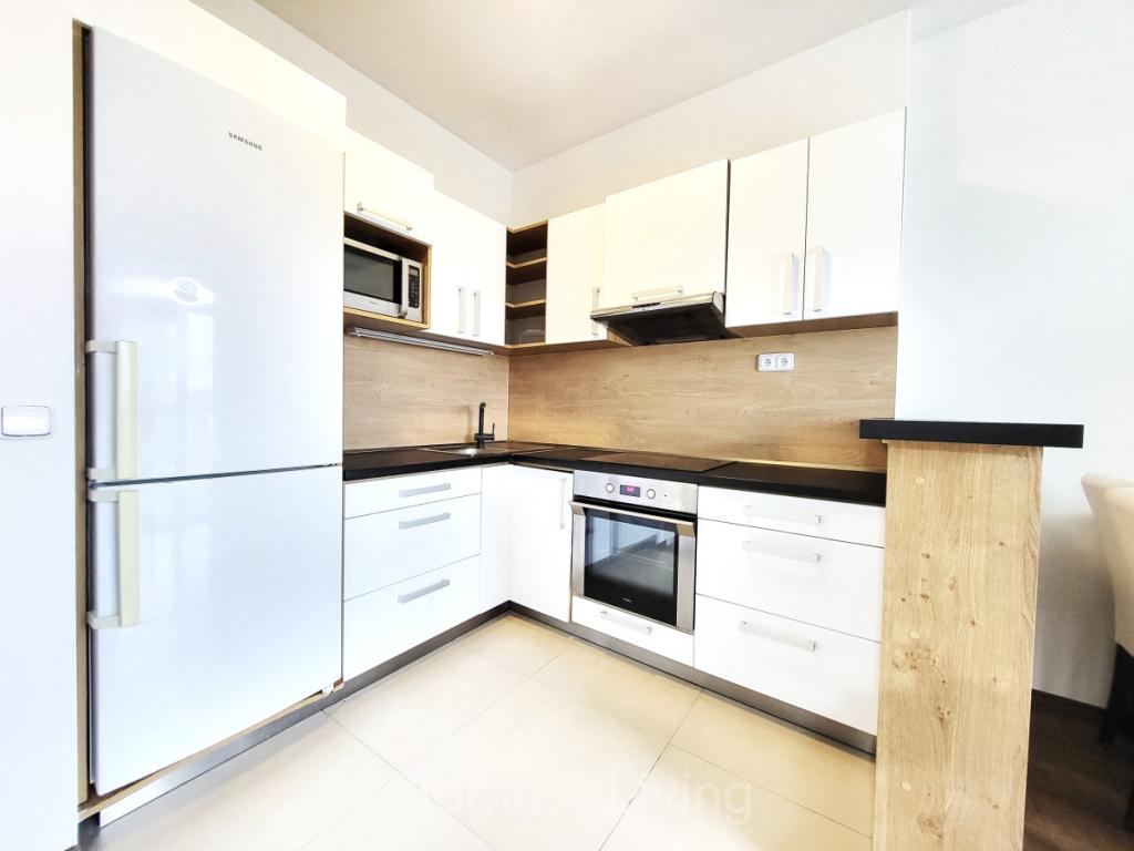 Pronájem bytu 2+kk 60 m2