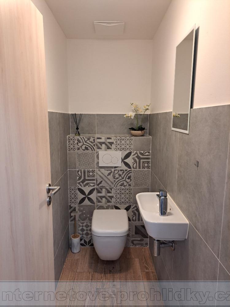 Pronájem bytu 3+kk 76 m2, Praha – náhled fotky 11