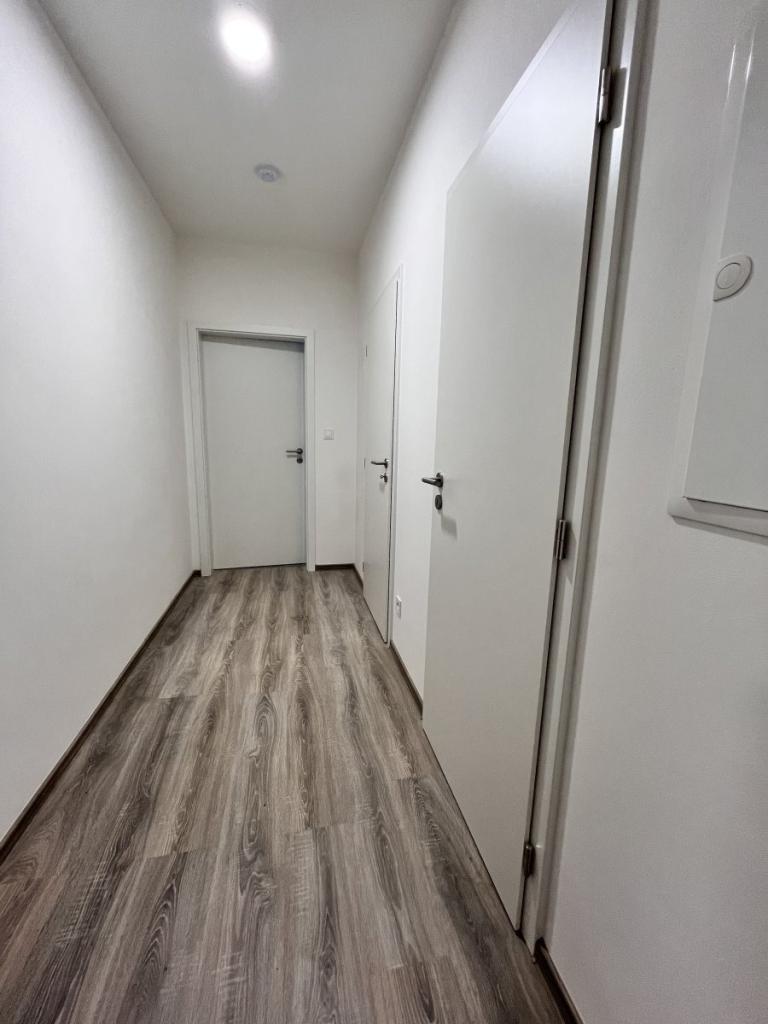 Pronájem bytu 1+kk 32 m2