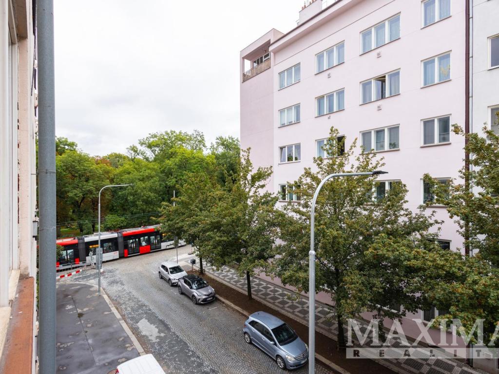 Prodej bytu 2+kk 48 m2, Praha – náhled fotky 18