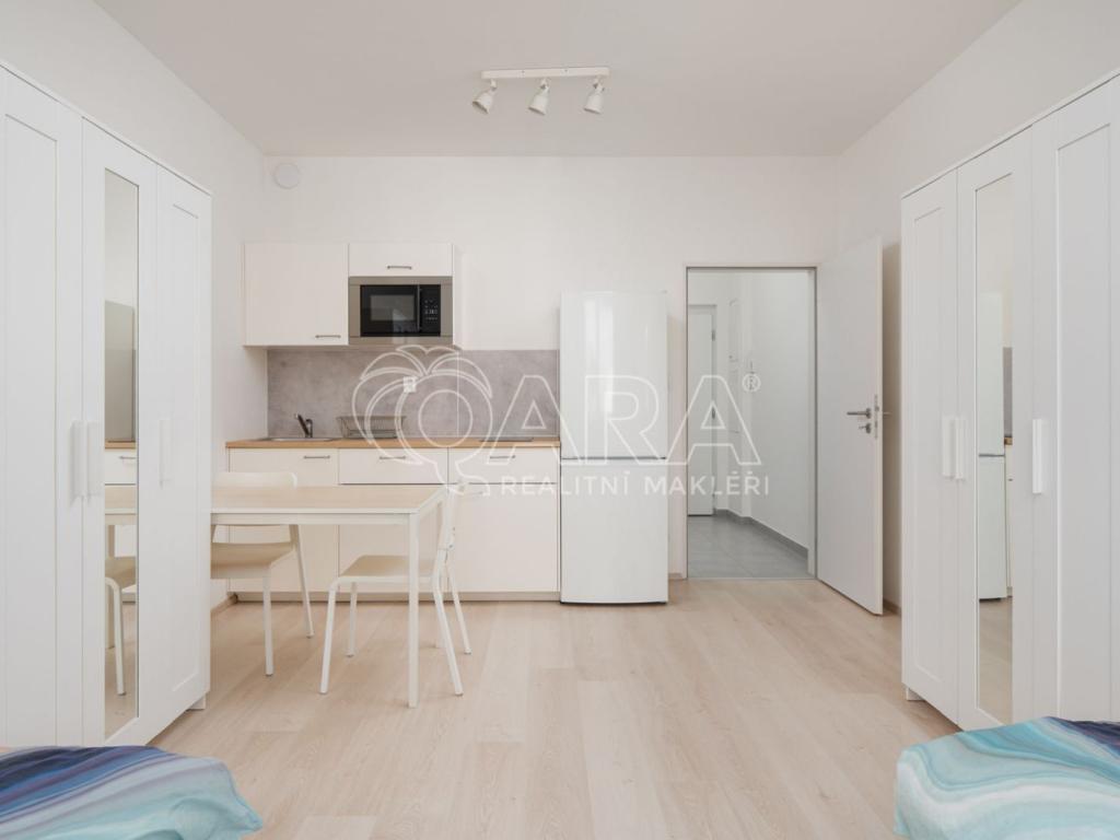 Pronájem bytu 1+kk 27 m2