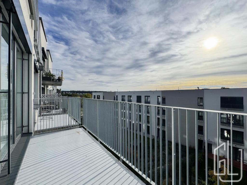 Pronájem bytu 2+kk 56 m2