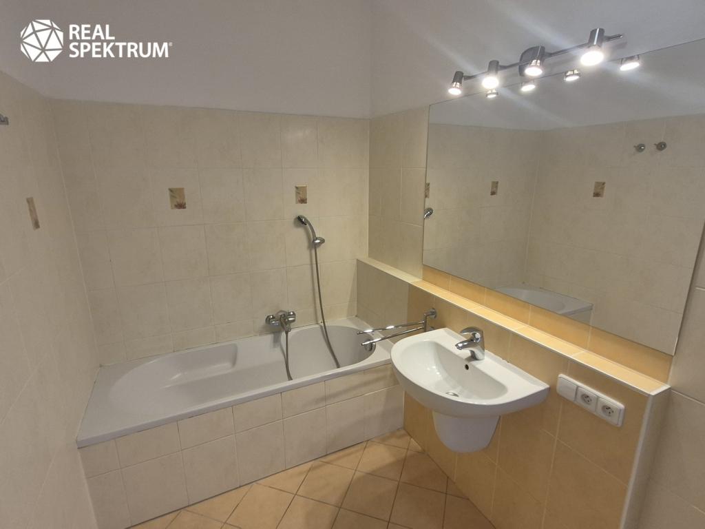 Pronájem bytu 3+1 100 m2, Brno – náhled fotky 16