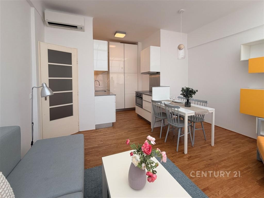 Pronájem bytu 2+kk 48 m2