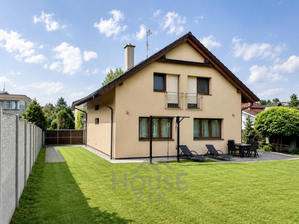 Listing 2